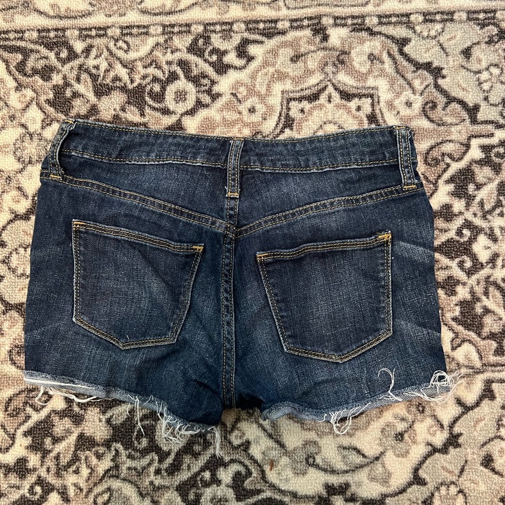 Universal thread shorts - Picture 3 of 3